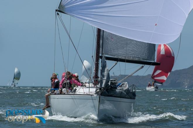 Fleet in action - 2015 YRA Second Half Opener © www.pressure-drop.us